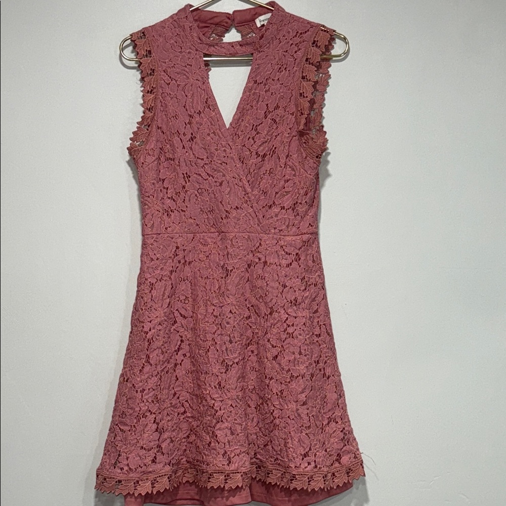 Francesca's Collections Sleeveless Lace Mini Dress - Dusty Rose